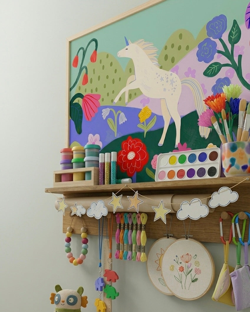 Unicorn In Bloom Çerçeveli Poster